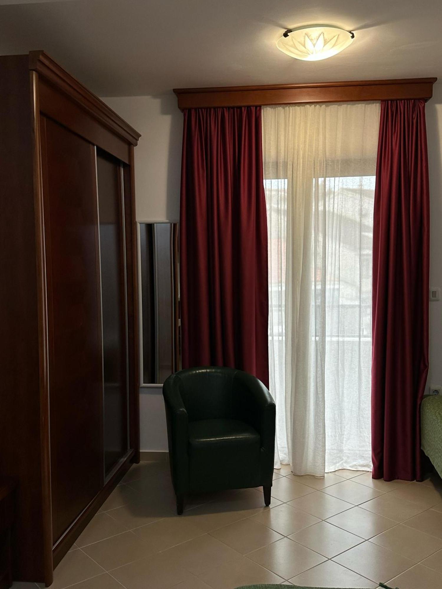 Apartments Krapina Lux Budva Exterior foto